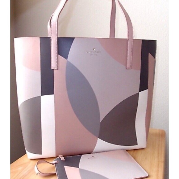 kate spade new york Handbags - Kate Spade Pink Geometric Reversible Tote Purse Matching Wristlet Cow Leather